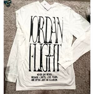 Men's Nike Jordan long sleeve shirt new size M